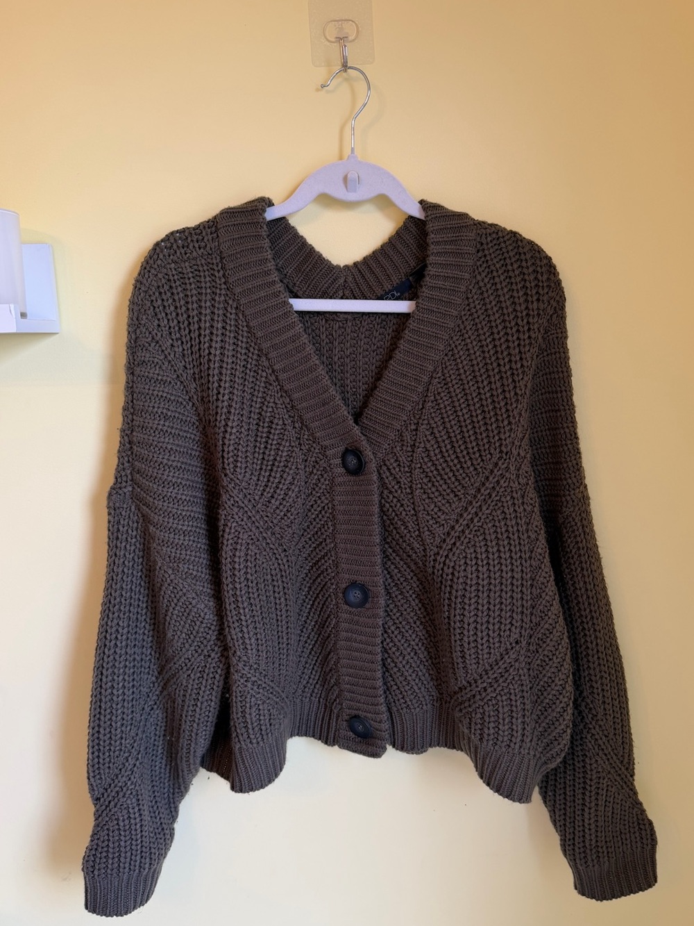 Chunky Knit V-Neck Cardigan Sweater - Army Green XL